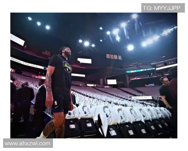 2008年湖人与黄蜂激战回顾：经典对决中的篮球传奇与精彩瞬间