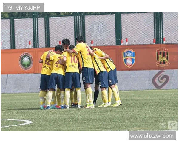 泽尼特与乌迪纳摩激战正酣双方争夺胜利荣耀之战